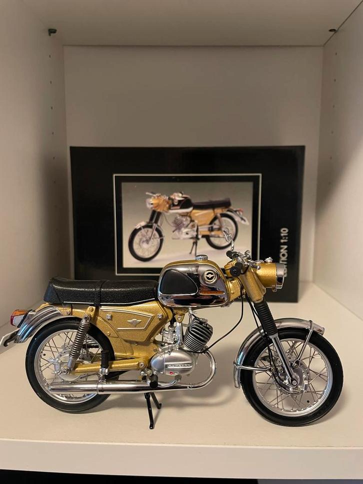 Schuco Zündapp KS 50 Super Sport 1:10, Hobby en Vrije tijd, Modelbouw | Auto's en Voertuigen, Zo goed als nieuw, Auto, Groter dan 1:32