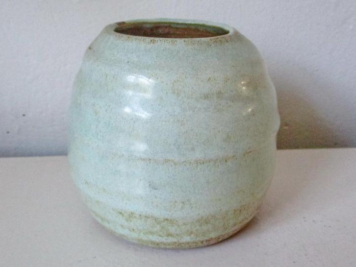 Mint groen vaasje ribbelvaas Sphinx Maastricht, Antiek en Kunst, Antiek | Vazen, Ophalen of Verzenden