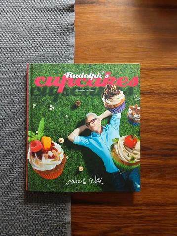 Rudolph van Veen - Rudolph's cupcakes beschikbaar voor biedingen