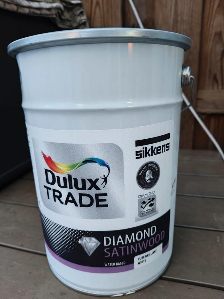 Dulux trade Diamond satinwood 5ltr wit., Doe-het-zelf en Verbouw, Verf, Beits en Lak, Zo goed als nieuw, Wit, Ophalen