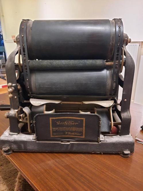 gestetner stencilmachine braille. Zwaar!, Diversen, Typemachines, Gebruikt, Ophalen