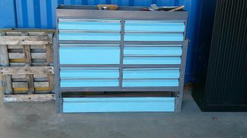 bedrijfsauto wandrek beschikbaar voor biedingen