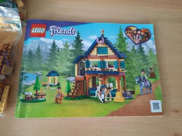 Lego Friends 41683 en 41361 Paardrijbasis en veulenstal beschikbaar voor biedingen