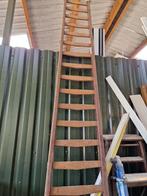 oude ladder 3.60 mtr lang, Doe-het-zelf en Verbouw, Ladders en Trappen, Ophalen, Gebruikt, Minder dan 2 meter