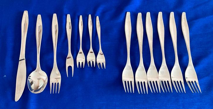 Keltum durfine Jolie: mes lepel vorken vorkjes, Huis en Inrichting, Keuken | Bestek, Gebruikt, Los bestek, Overige materialen
