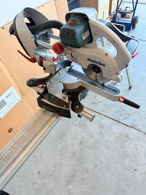 Afkortzaag Metabo KGS 216 Plus met Professioneel Onderstel, Doe-het-zelf en Verbouw, Gereedschap | Zaagmachines, Gebruikt, Afkortzaag