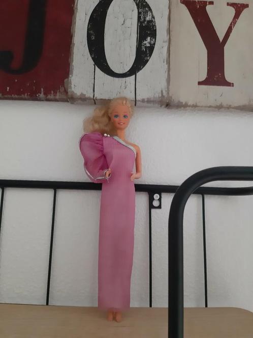 Barbie van Mattel '80, Verzamelen, Poppen, Zo goed als nieuw, Pop, Ophalen of Verzenden