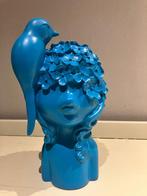 Blauw Beeld: Meisje met Vogel. Maureen Knobben., Antiek en Kunst, Ophalen of Verzenden
