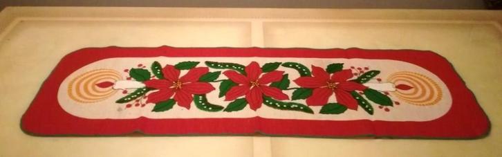 Kerst Tafelkleed tafellaken loper 98 x 12 cm, Diversen, Kerst, Gebruikt, Ophalen of Verzenden