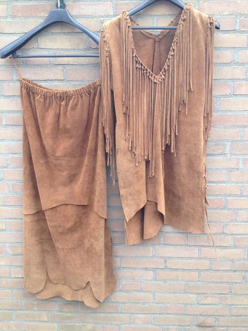 Country / indianen suède pak M. 38 t/m 42-44, Kleding | Dames, Gelegenheidskleding, Zo goed als nieuw, Overige typen, Maat 38/40 (M)