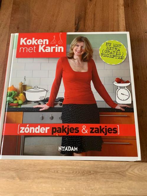 Karin Luiten - Zonder pakjes & zakjes, Boeken, Kinderboeken | Jeugd | 13 jaar en ouder, Zo goed als nieuw, Ophalen of Verzenden