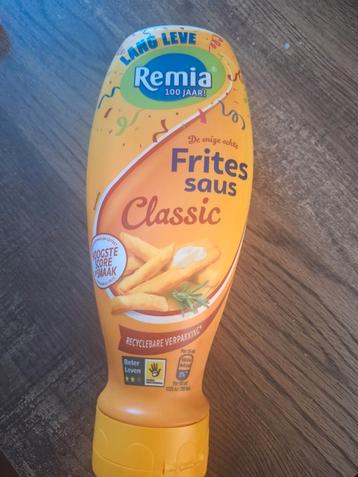 speciaal omdat die 100 jaar bestaat heel zeldzaam. beschikbaar voor biedingen