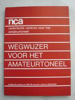 Wegwijzer voor het Amateurtoneel, Ophalen of Verzenden, Zo goed als nieuw, Toneel