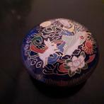 Cloisonne Bakje met Konijn en Dame, Ophalen of Verzenden