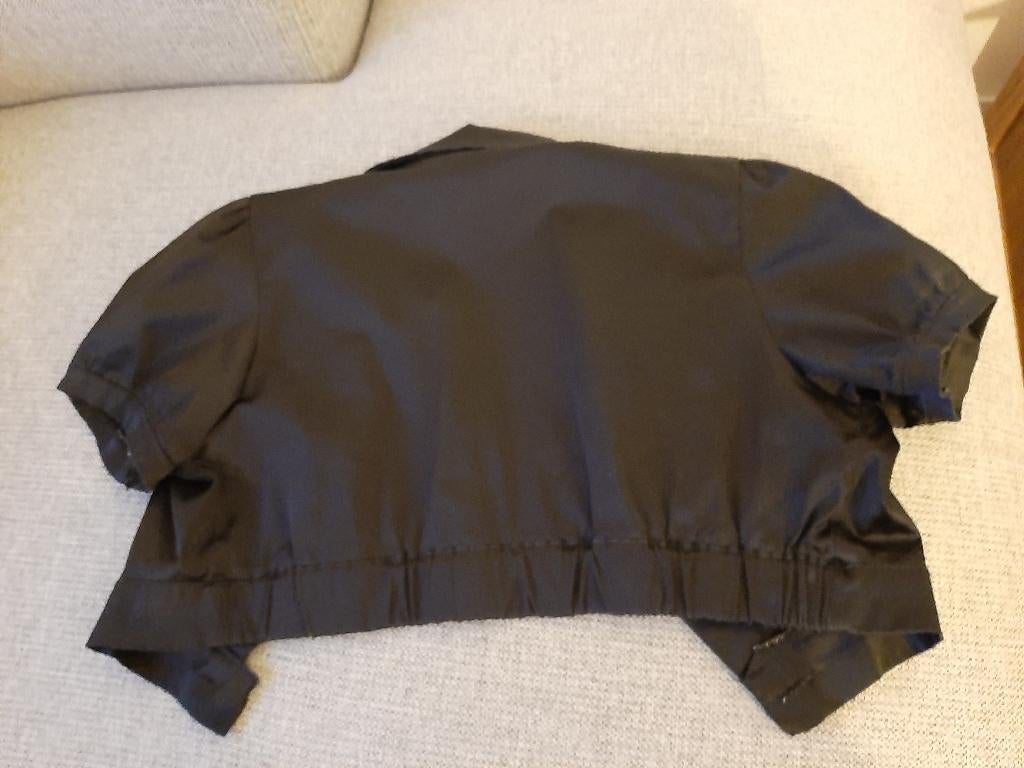 Bolero jasje, Maat 38/40 (M), Zwart, Ophalen of Verzenden, Zo goed als nieuw