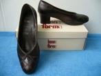 donkerbruine Bonne Forme schoenen mt 37 z.g.a.n., Kleding | Dames, Schoenen, Schoenen met lage hakken, Bruin, Ophalen of Verzenden