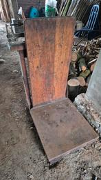 Oude weegschaal, Ophalen