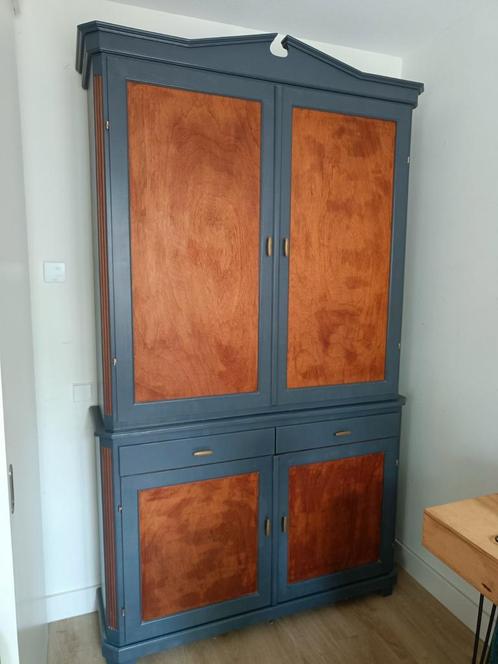 Prachtige hardhouten kast, Antiek en Kunst, Antiek | Meubels | Kasten, Ophalen
