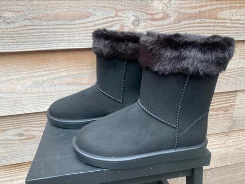 Nieuwe laarzen HKM / Mt: 40, Dieren en Toebehoren, Paardrijkleding, Nieuw, Dames, Kinderen, Schoeisel, Overige soorten, Ophalen