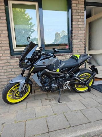 Yamaha mt-09 Ruitje voor scherm, voorscherm smoke (Puig imi) beschikbaar voor biedingen