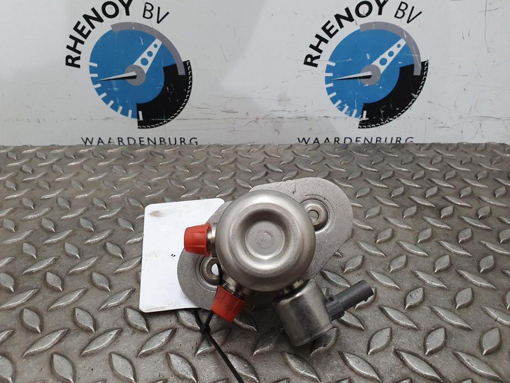 BMW 3 SERIES BRANDSTOF POMP VOOR DE INJECTOR 2014, Ophalen of Verzenden, Gebruikt, Stiba lid