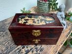 Chinees diorama sieraden juwelenkist doos box chinese, Antiek en Kunst, Kunst | Niet-Westerse kunst, Ophalen of Verzenden