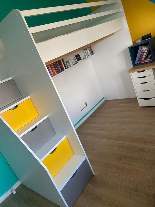 Neo Hoogslaper, met opbergruimte en veilige trap, Kinderen en Baby's, Kinderkamer | Stapelbedden en Hoogslapers, Zo goed als nieuw