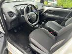 Toyota Aygo 1.0 VVT-i x-fun|AIRCO|CARPLAY|LED|NAP|RIJKLAAR|I, Auto's, Voorwielaandrijving, Start-stop-systeem, Stof, Gebruikt