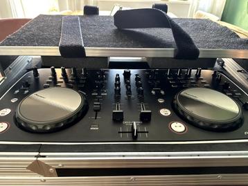 Pioneer DDJ ERGO incl. Flightcase beschikbaar voor biedingen