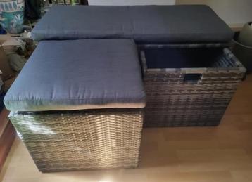 Loungeset  2 of 3 zits met opbergruimte  beschikbaar voor biedingen