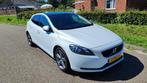 Volvo V40 1.6 T3 150PK 2014 Wit, Auto's, Voorwielaandrijving, Overige bekleding, Origineel Nederlands, Overige kleuren