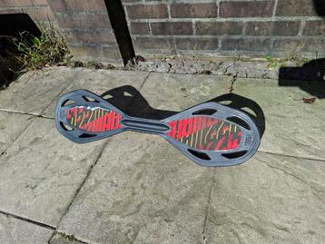 Waveboard beschikbaar voor biedingen