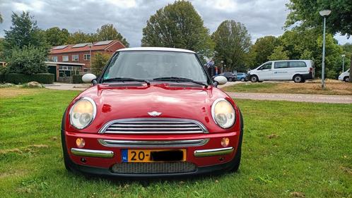 Mini 1.6 16V Cooper 2003 Rood, Auto's, Mini, Particulier, Benzine, D, Hatchback, Handgeschakeld, Origineel Nederlands, Rood, Voorwielaandrijving