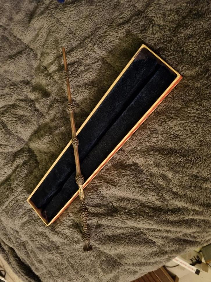 Harry Potter Elder Wand Noble Collection, Verzamelen, Harry Potter, Zo goed als nieuw, Replica, Ophalen of Verzenden