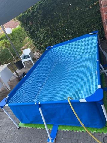 Intex zwembad 300x200x75) + Intex Krystal Clear zandf.pomp beschikbaar voor biedingen