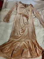 Fluwelen jurk, onder de knie. Maat S, Verzenden, Beige, Zo goed als nieuw, Maat 36 (S)