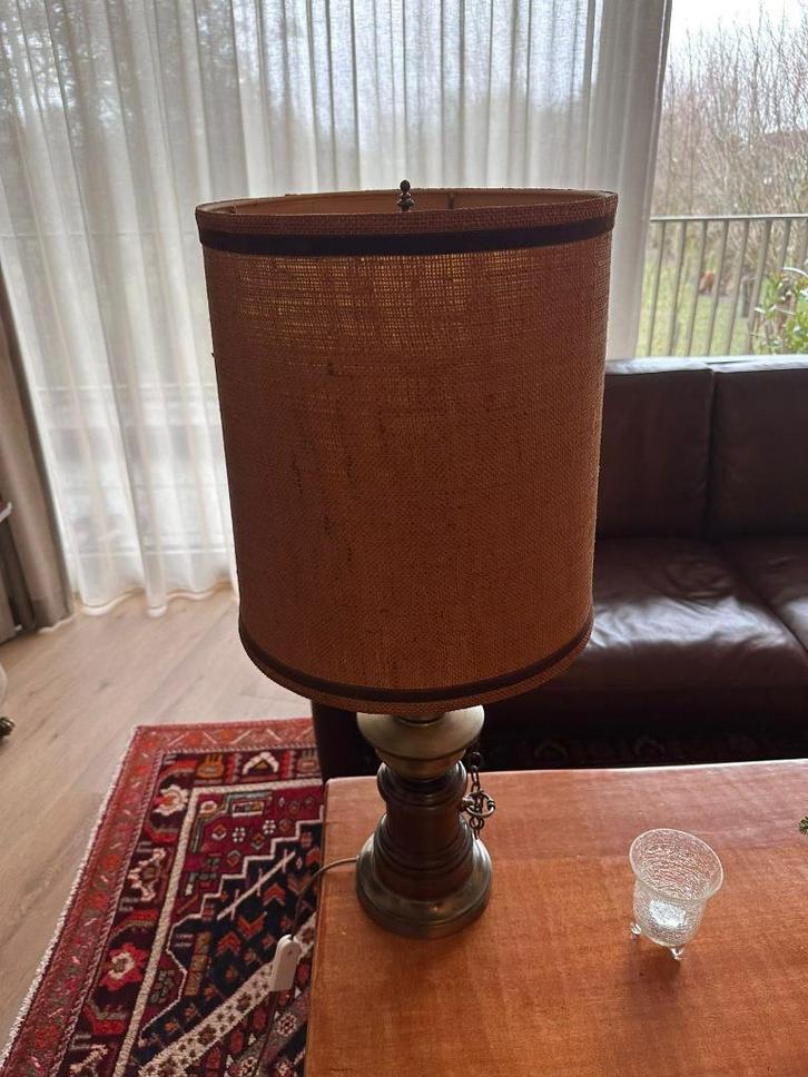 Originele, antieke, robuuste lamp, Huis en Inrichting, Lampen | Tafellampen, Gebruikt, 50 tot 75 cm, Hout, Kunststof, Metaal, Stof