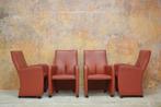 ZGAN 8 rode leren Leolux Lapita design stoelen (verrijdbaar), Vijf, Zes of meer stoelen, Design, Leer, Zo goed als nieuw