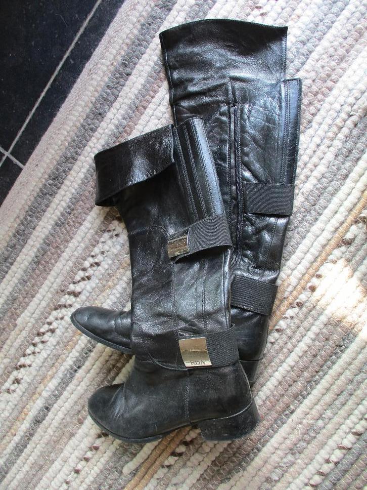 Roberto DÁngelo, size 37,5, Kleding | Dames, Schoenen, Zo goed als nieuw, Hoge laarzen, Zwart, Verzenden