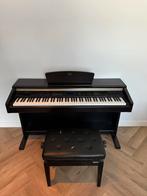 Yamaha Arius YDP-V240, Bruin, Digitaal, Ophalen of Verzenden, Zo goed als nieuw