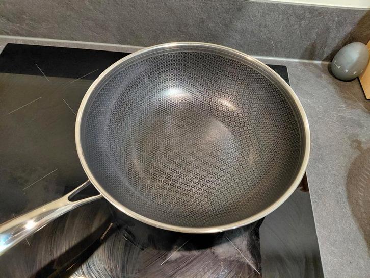 Onyx Cookware hybride wokpan 30cm - Geschikt voor Inductie, Huis en Inrichting, Keuken | Potten en Pannen, Gebruikt, Wok, Rvs