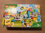Lego Duplo 10956 Pretpark, Kinderen en Baby's, Speelgoed | Duplo en Lego, Ophalen of Verzenden, Nieuw, Complete set, Duplo