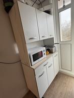 Gratis Keukenkast en magnetron, Ophalen of Verzenden, Zo goed als nieuw, Wit