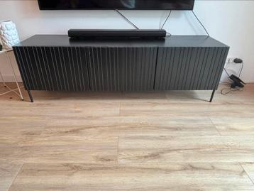 Woood grand gravure tv-meubel grenen zwart