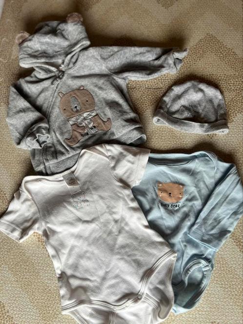 Babyset maat 62 – rompers + hoodie + mutsje – Sinsay, H&M.., Kinderen en Baby's, Babykleding | Baby-kledingpakketten, Zo goed als nieuw