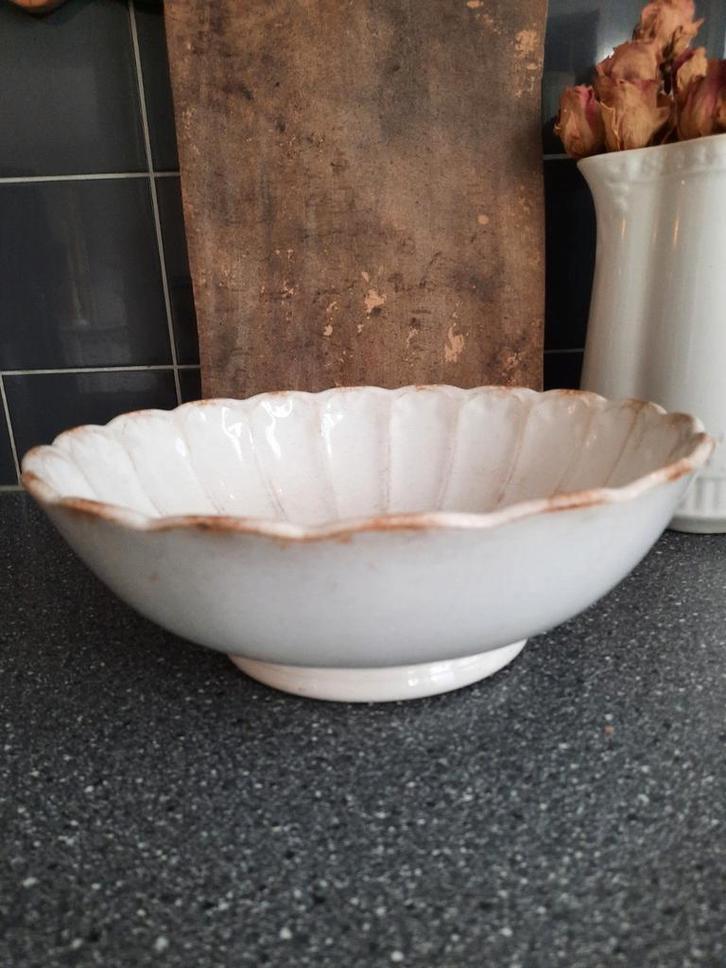 Oude beboterde schaal., Huis en Inrichting, Woonaccessoires | Schalen en Manden, Rond, Ophalen of Verzenden