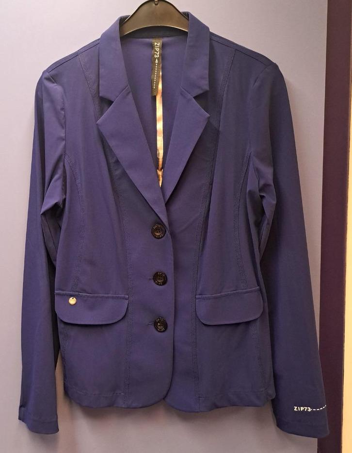 Zip73 travelstof blazer in paars blauwige kleur mt 40 47643, Kleding | Dames, Jasjes, Kostuums en Pakken, Zo goed als nieuw, Jasje
