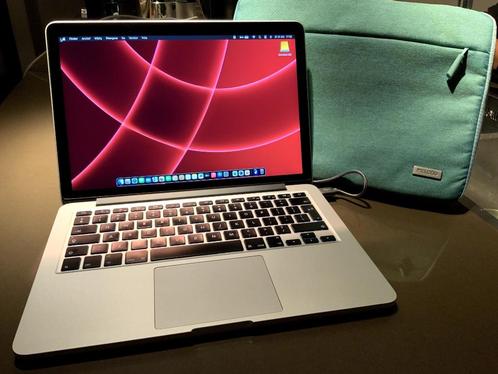 MacBook Pro, Computers en Software, Apple Macbooks, Zo goed als nieuw, MacBook Pro, 13 inch, 2 tot 3 Ghz, 512 GB, 8 GB, Qwerty