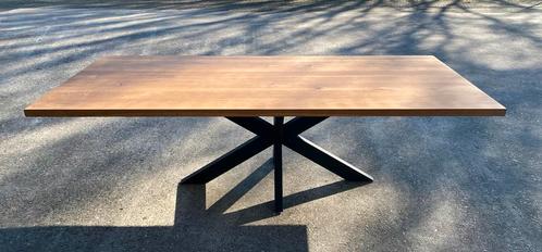Massief eiken eettafel 240 warm eiken, Huis en Inrichting, Tafels | Eettafels, Nieuw, 200 cm of meer, Vijf personen of meer, Rechthoekig