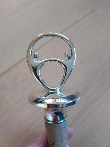 Flessenstop Corry Ammerlaan beschikbaar voor biedingen